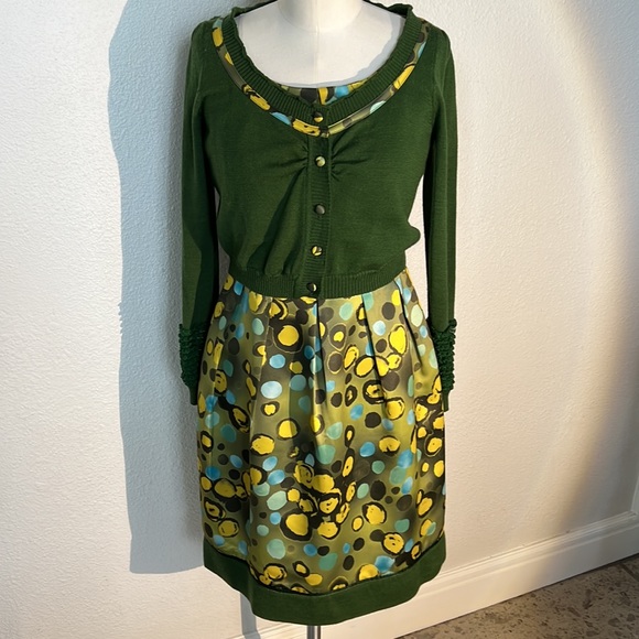 Contemporary multi colored dress with matching short sweater. - Picture 2 of 7